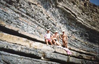 1999-08